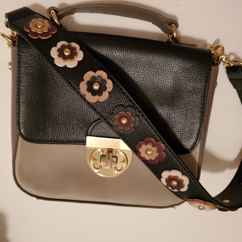Gorgeous Emma Fox purse